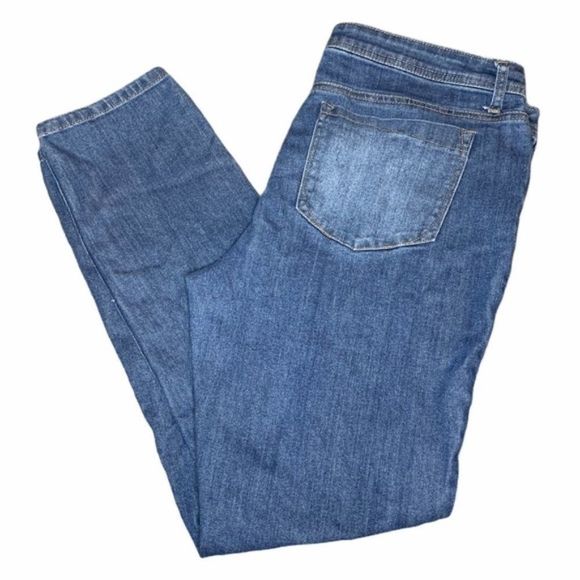 Reitmans Lightly Distressed Slim Fit Jeans Size 13 - Picture 1 of 5